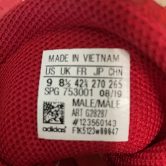 Men’s Cleats!! - Picture 3 of 4